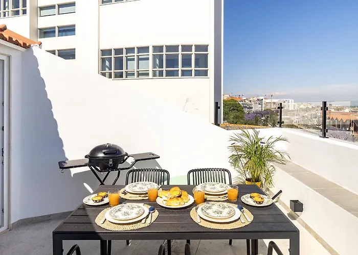 Whome Brand New Rooftop With River View *