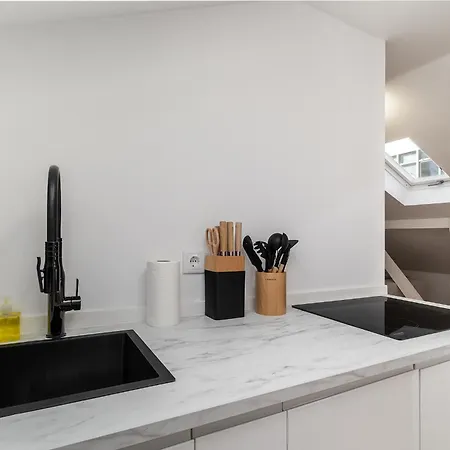 Апартаменты Whome Brand New Rooftop With River View Лиссабон